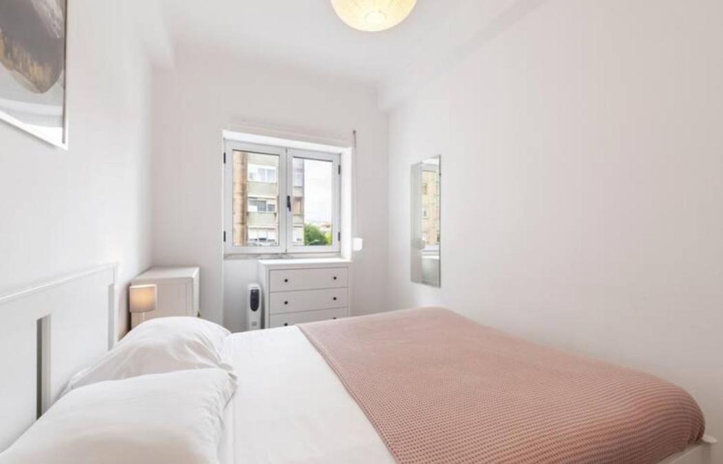 Beautiful 1 Bedroom Apartment Near Benfica Лиссабон Экстерьер фото